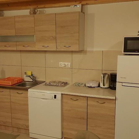 Holiday House Letizia Premantura Exterior photo